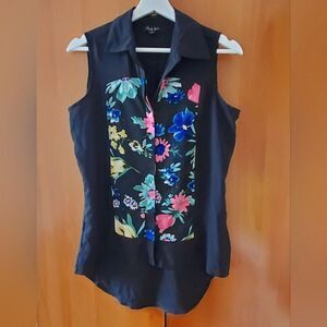 Antilia Femme Floral Hi-Low Top Size M